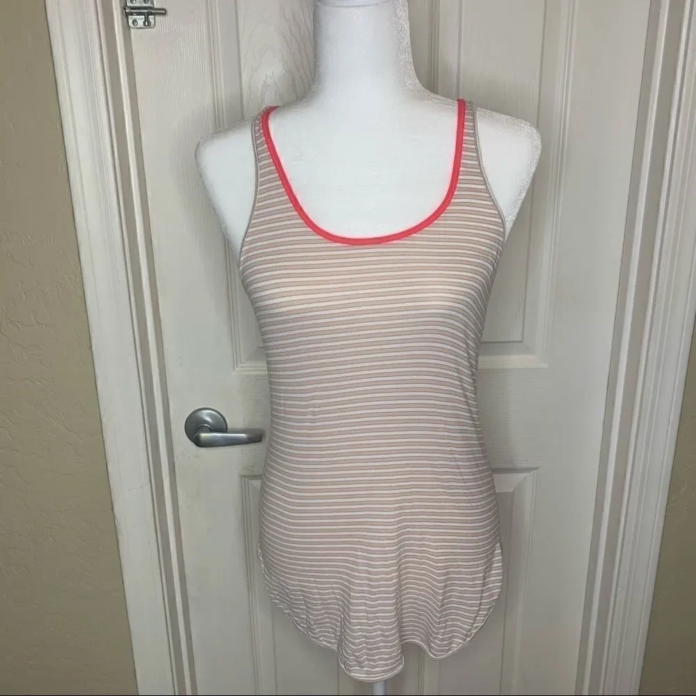 Lululemon Racerback Tank Hot Pink Trim Size 8